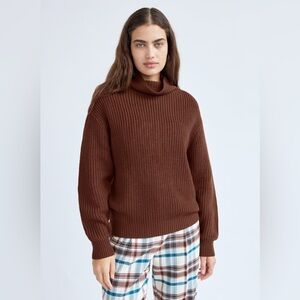 SOLD- Wilfred Montpellier Turtleneck